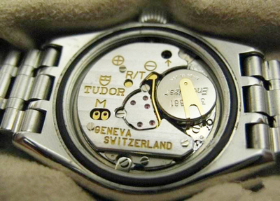 典當行里的選擇 石英表與機械表的本質(zhì)區(qū)別